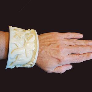 Vintage Faux Ivory Carved Jungle + Elephant Bracelet
